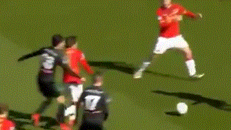 明了足球的 明了足球的