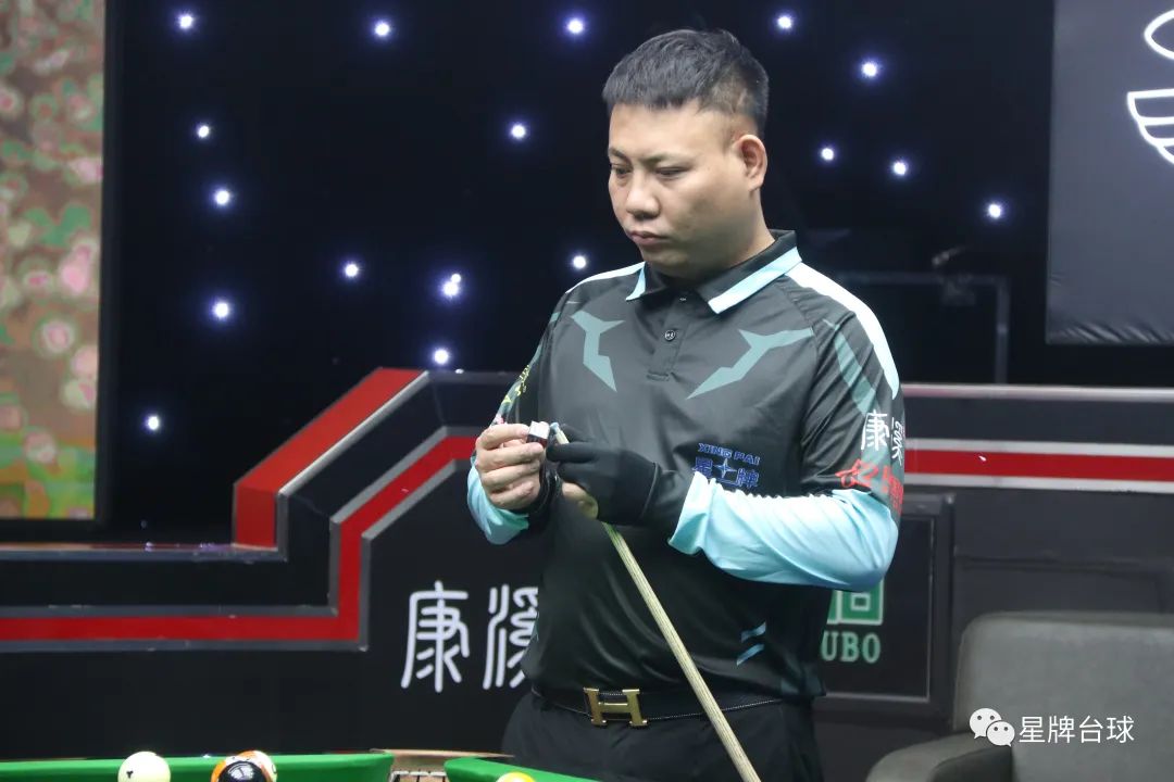 脚趾受伤的 脚趾受伤的