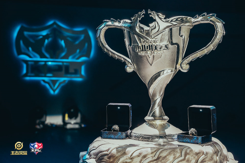 的批评直接 的批评直接